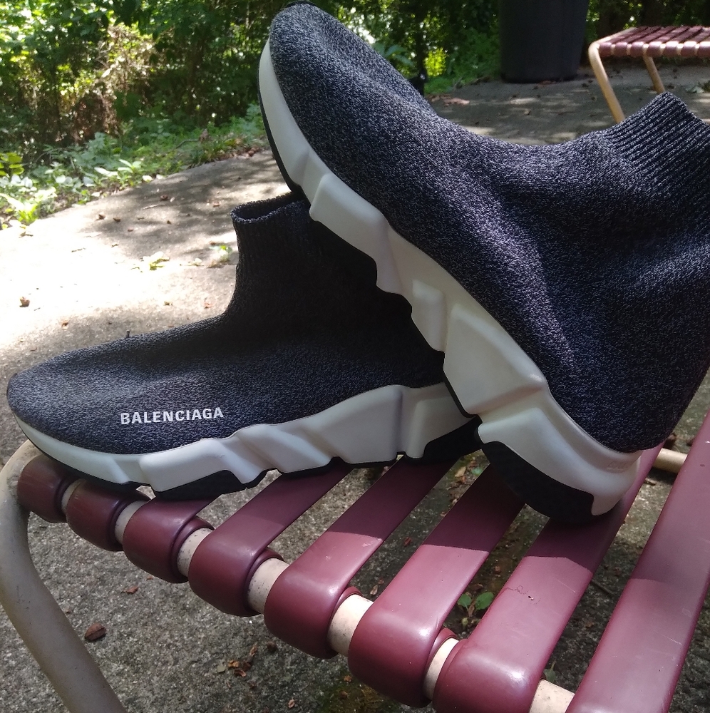 Balenciaga speedrunner